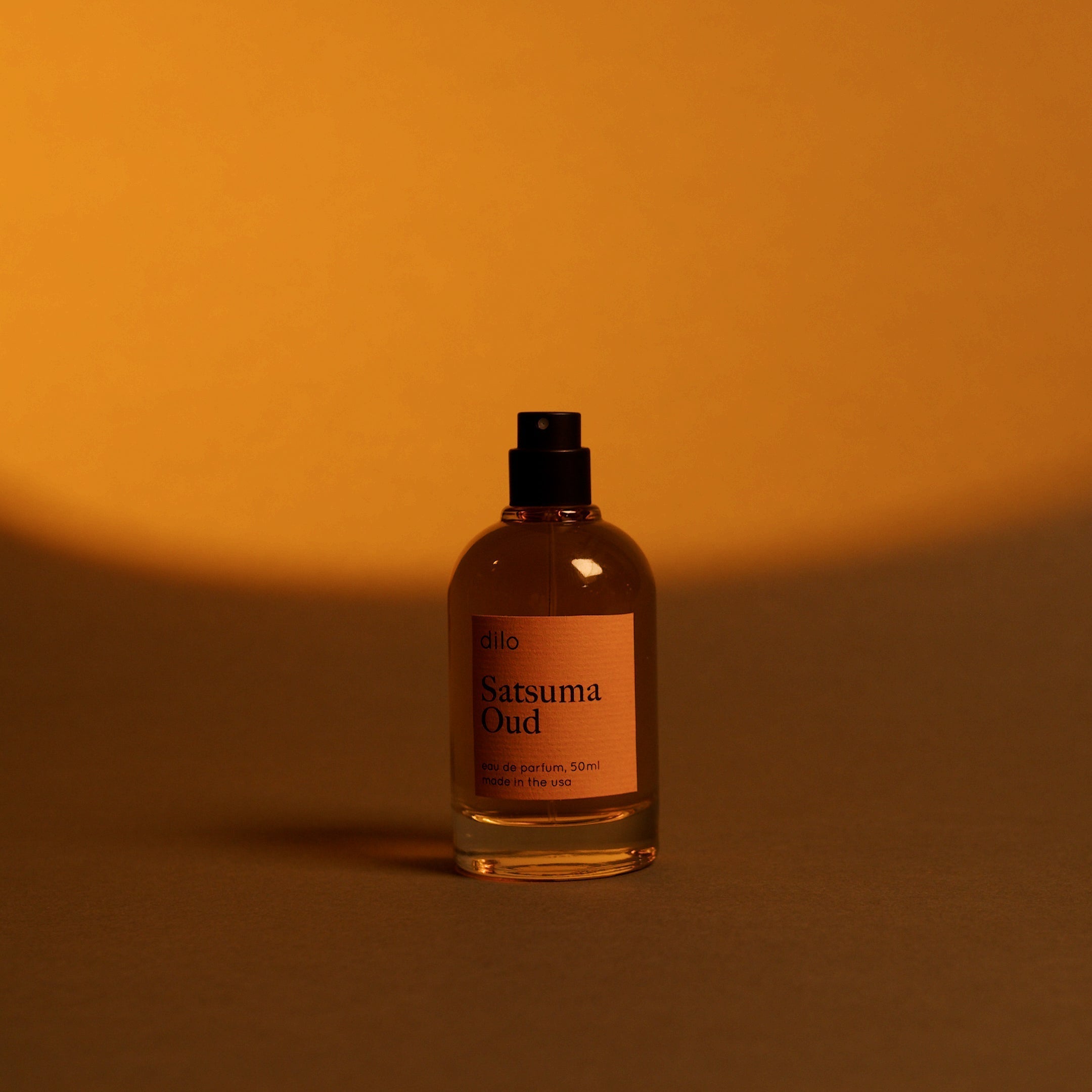 Satsuma Oud – dilo – En mörk och jordig doft med mandarin & oud | FABLAB - FABLAB AB
