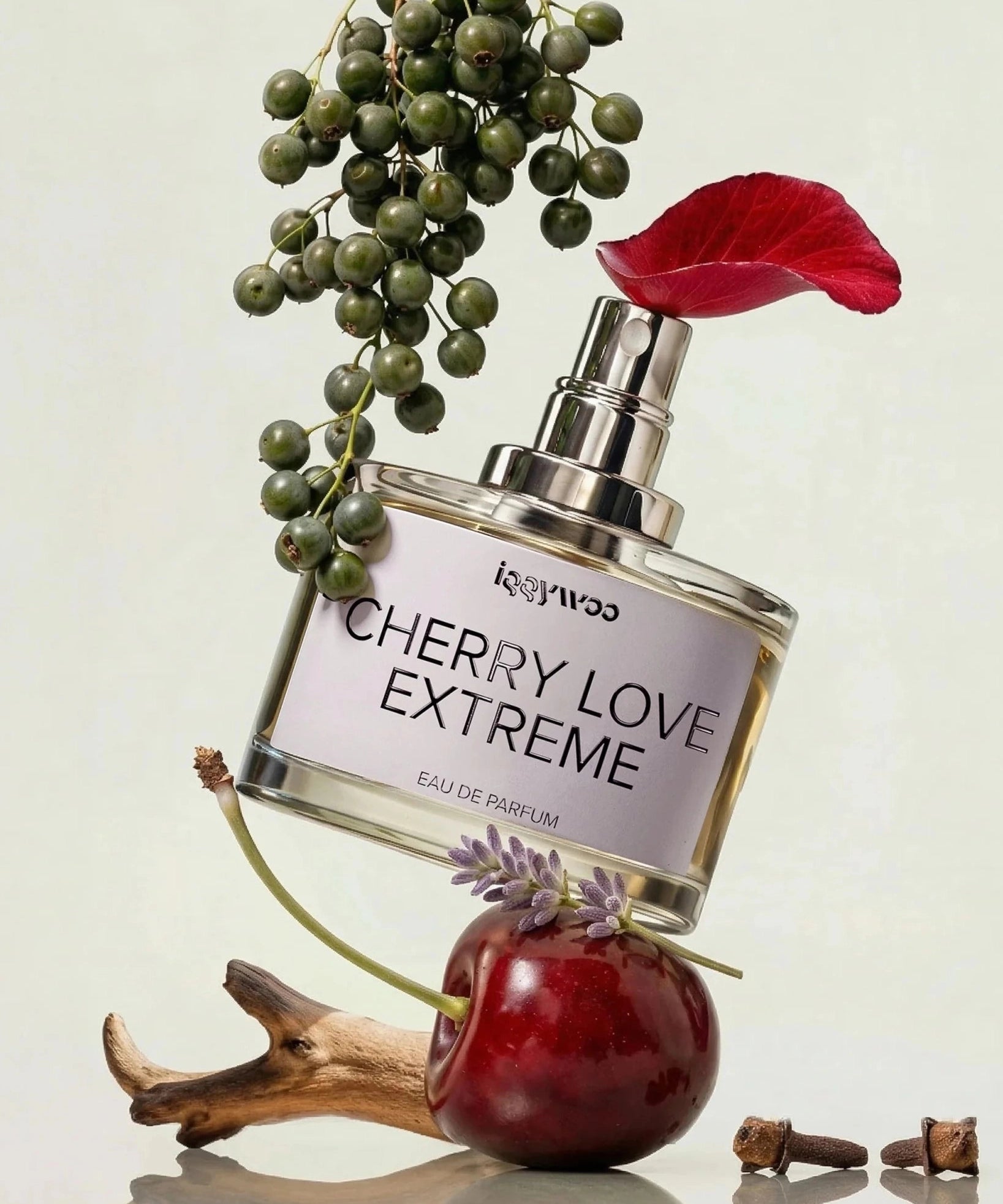 Cherry Love Extreme – Iggywoo – med körsbär, viol & sandelträ | FABLAB - FABLAB AB