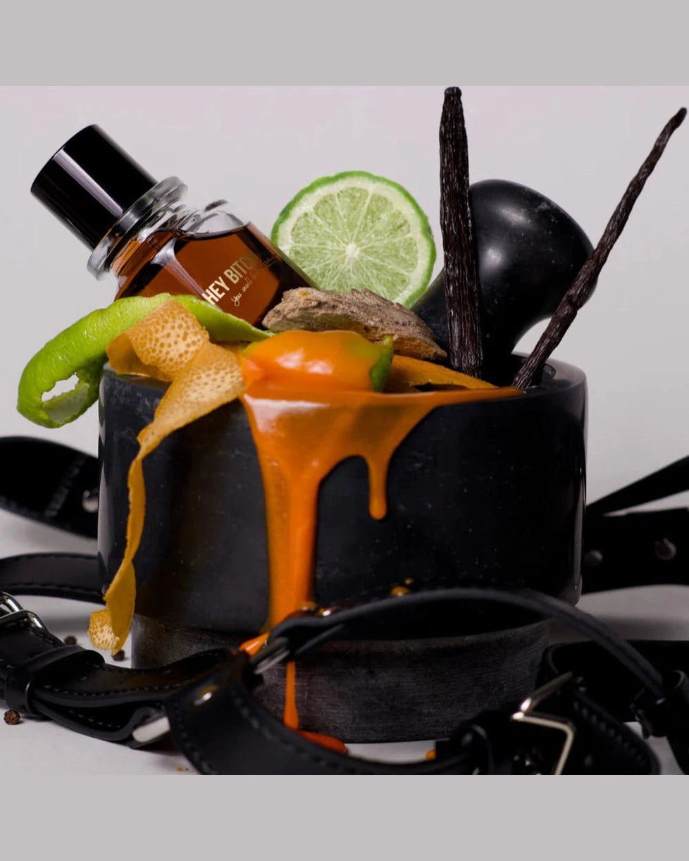 Hey Bitch! - ŌURTE - FABLAB AB