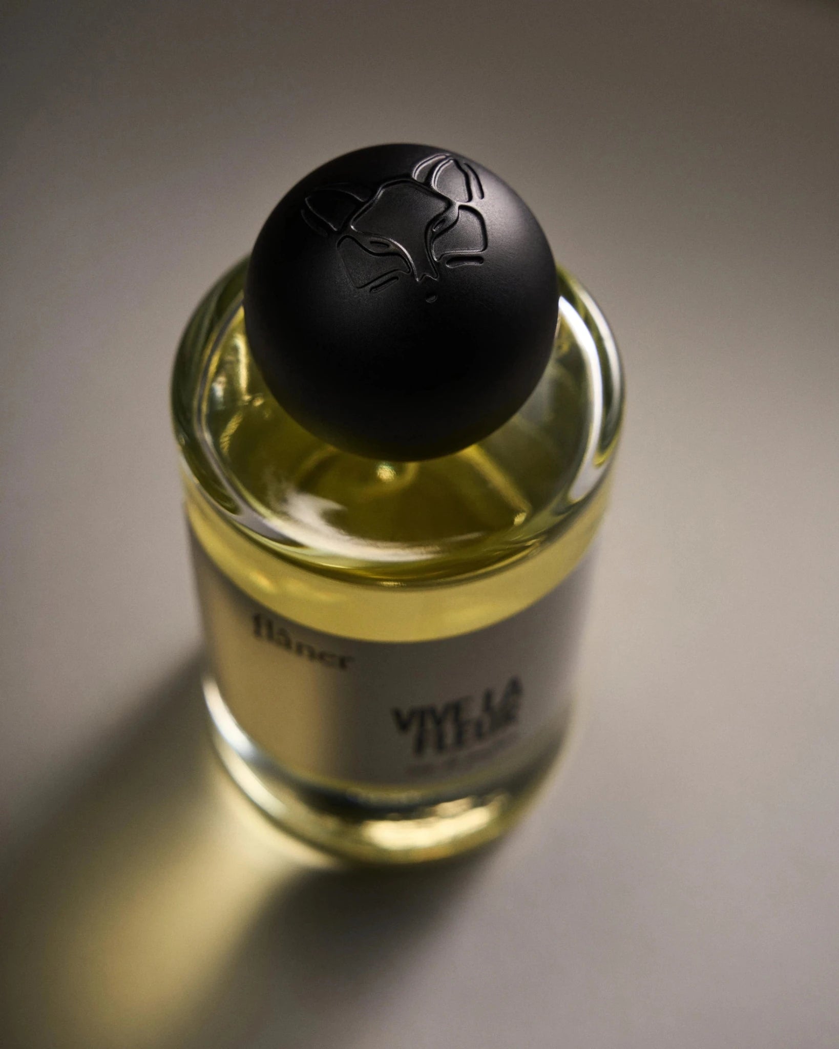 Vive La Fleur – Flâner – Magnolia, vit aprikos och cederträ | FABLAB - FABLAB AB