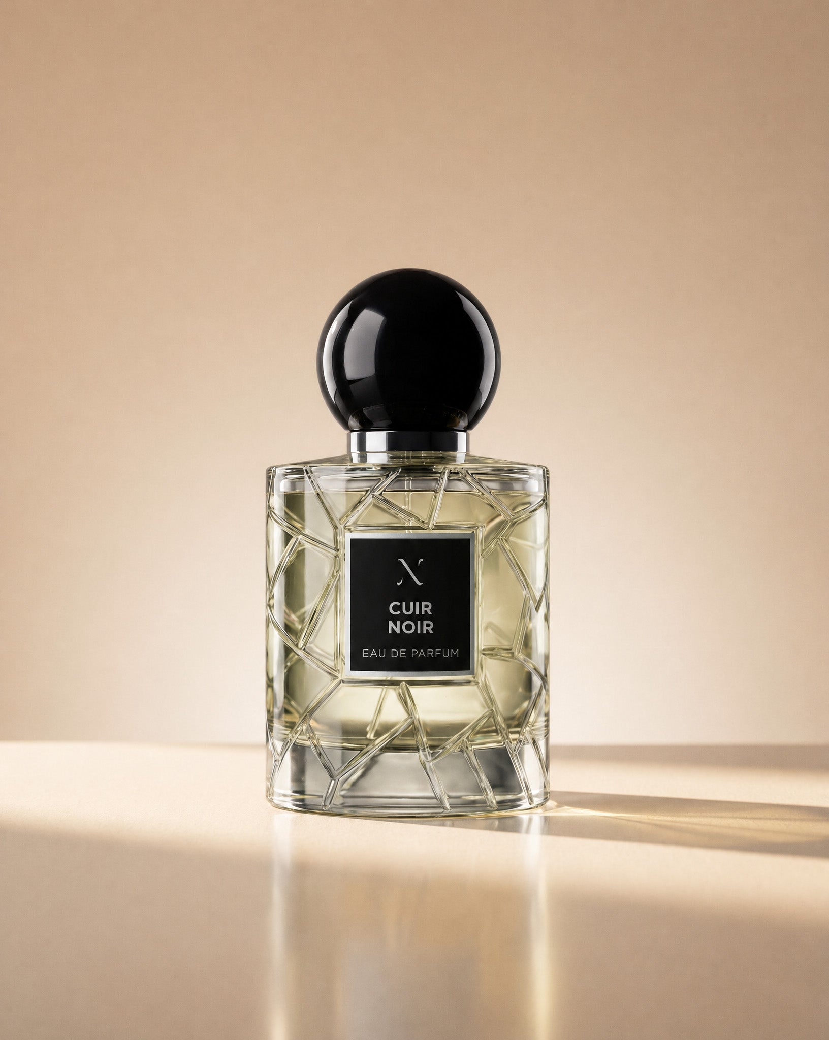 Cuir Noir – Les Sœurs de Noé – med läder och trä | FABLAB - FABLAB AB
