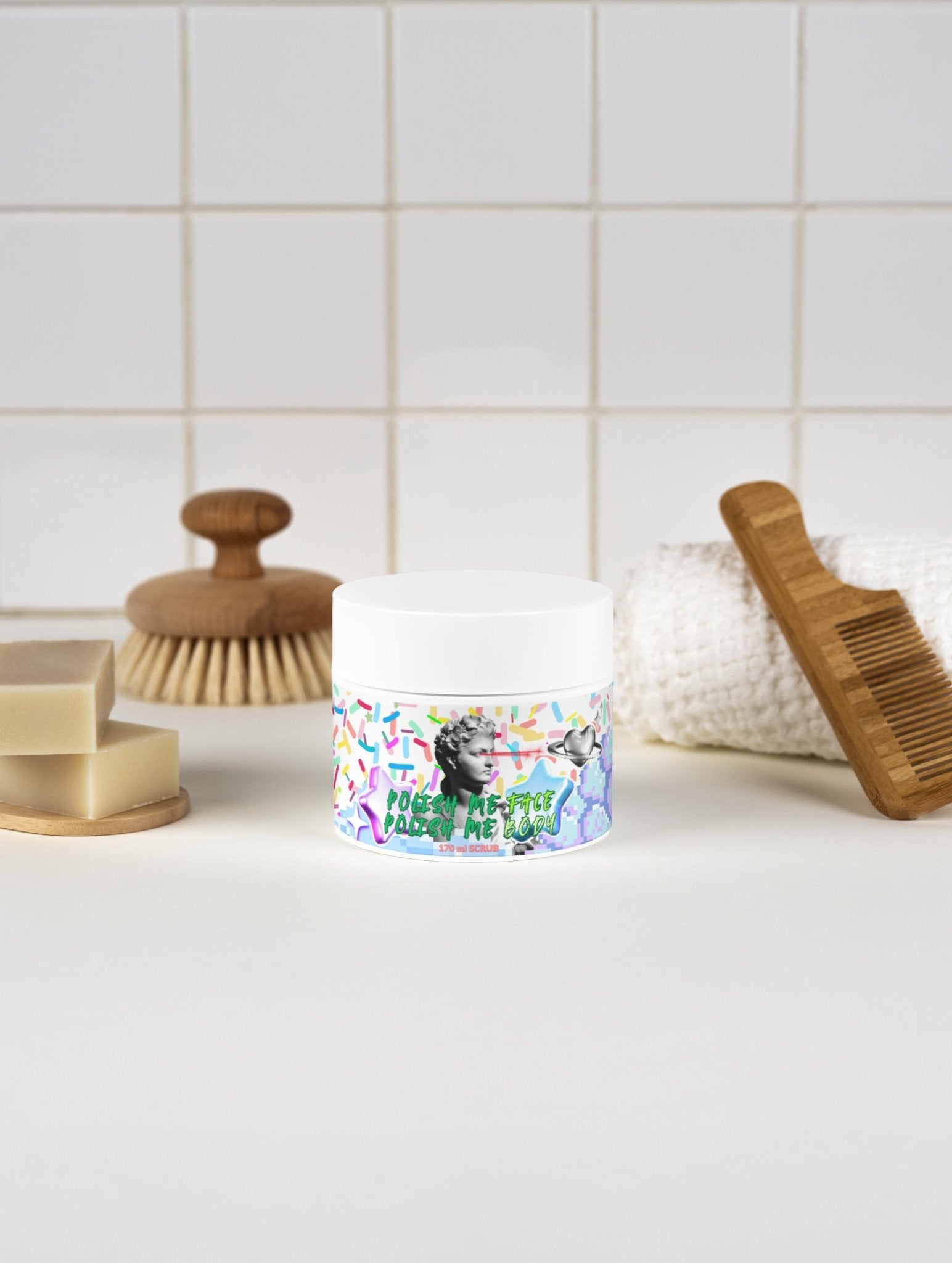 Polish Me Face Polish Me Body – Krämig skrubb med vulkansand och nordiska bärextrakt | FABLAB - FABLAB AB