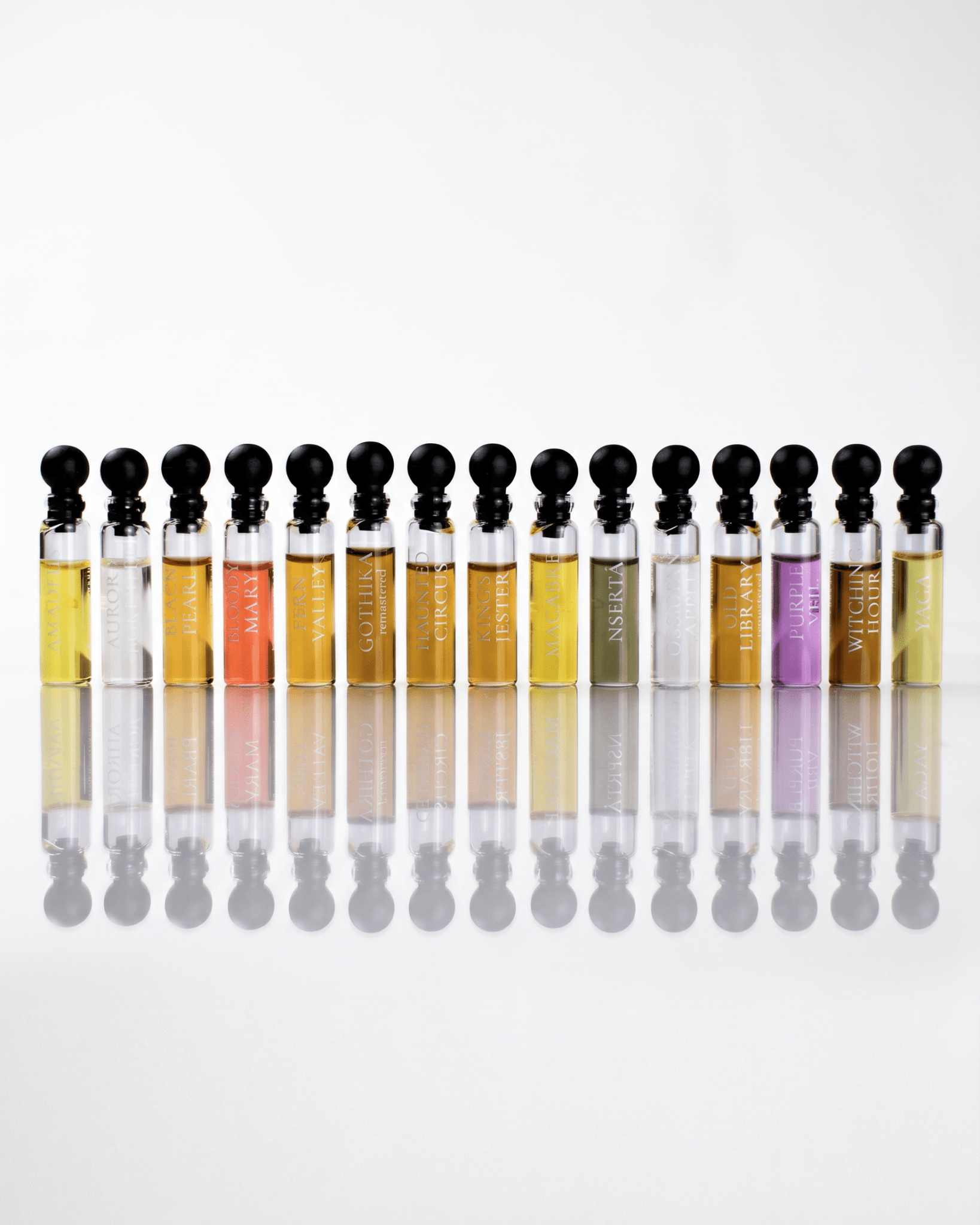 Complete Discovery Set – Dark Tales – Lyxigt provset med 16 nischparfymer | FABLAB - FABLAB AB