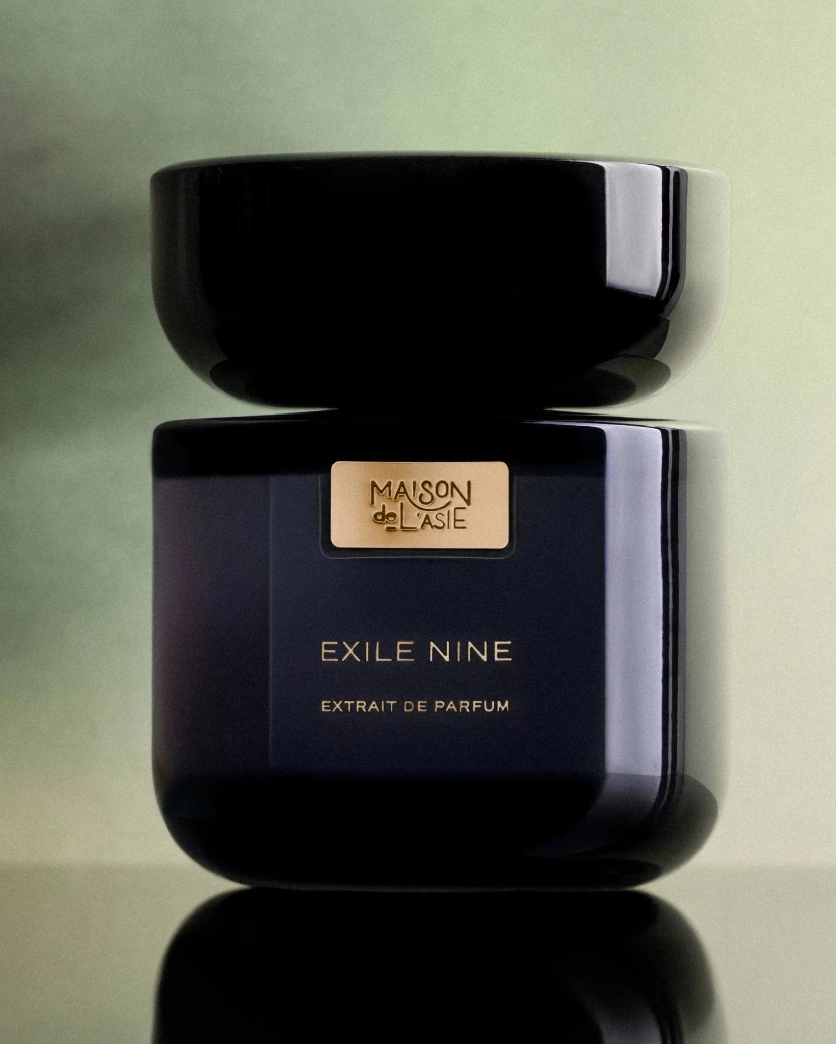 Exile Nine – Maison de L'Asie – Orris, mockaläder och styrax | FABLAB - FABLAB AB