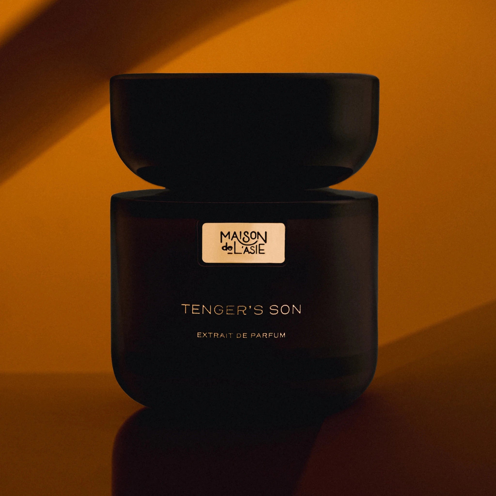 Tenger’s Son – Maison de L'Asie – Björktjära, kaviarackord och gaiacträ | FABLAB - FABLAB AB