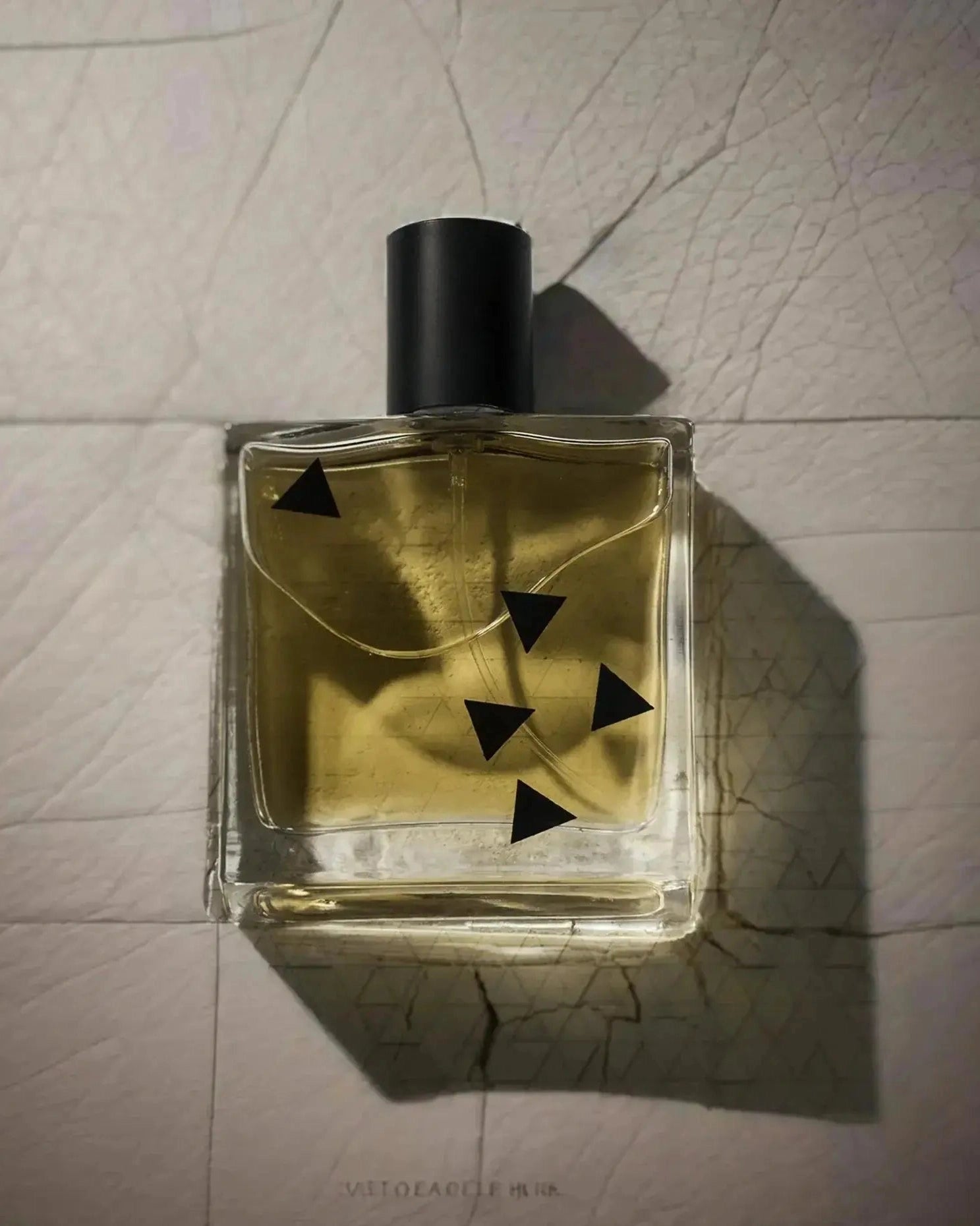 Suede - Rook Perfumes - FABLAB AB