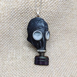 Gas Mask Creepy Necklace - Iamnotsocool - FABLAB AB