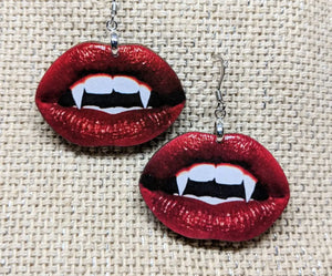 Vampire Lips Earrings - Iamnotsocool - FABLAB AB